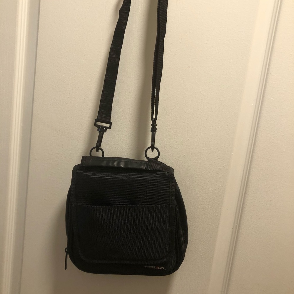 Nintendo 3DS carry case